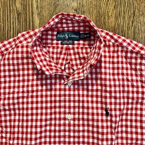 Men’s Red/White Checkered Button Down Long-Sleeve Shirt